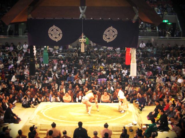 相撲力士になったら生活費不要 番付 序ノ口 になるまでの流れ Latte