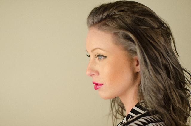 落ちない口紅 リップグロスに注意 唇を荒れさせる合成色素の恐怖 Latte