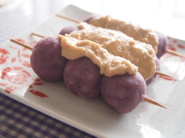 運動をする子供におすすめ 手作りおやつ おさつ団子の胡麻大豆あん の作り方 Latte