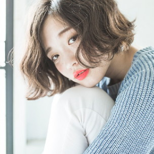 永作博美風の髪型で大人可愛い 黒髪okミディアムヘアスタイルカタログ Latte